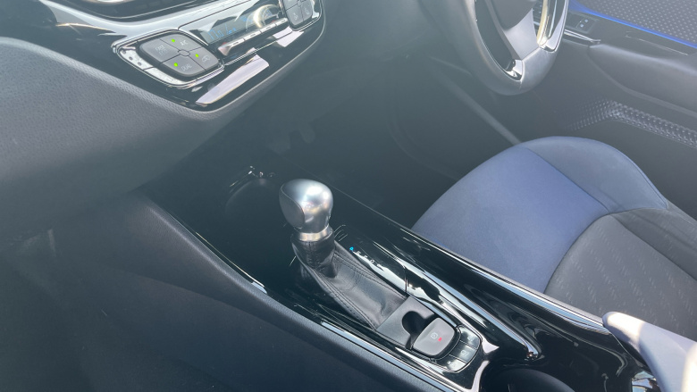 Toyota C-HR 1.8 Hybrid Dynamic 5dr CVT Hybrid Hatchback